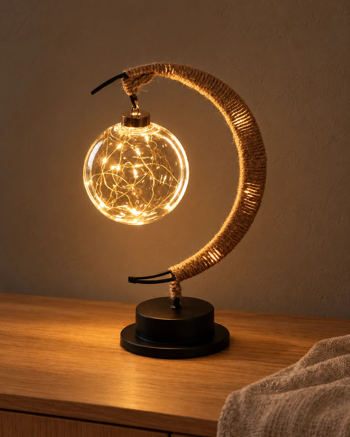 Dalmi Textured Full Moon Lamp, evening glow